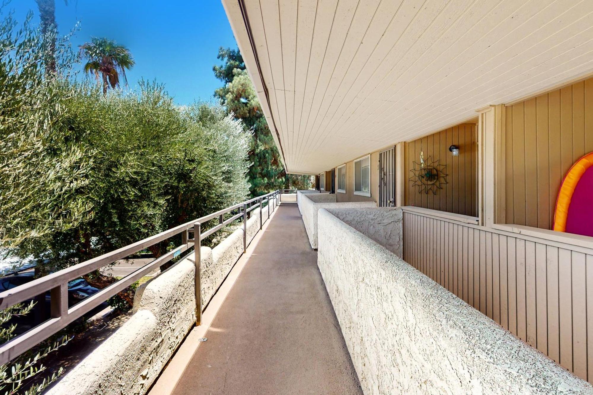 Palm Springs Boho Bliss Apartment Exterior photo